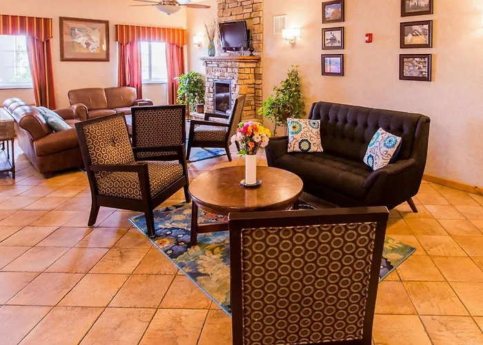 Quality & Hotel Laramie